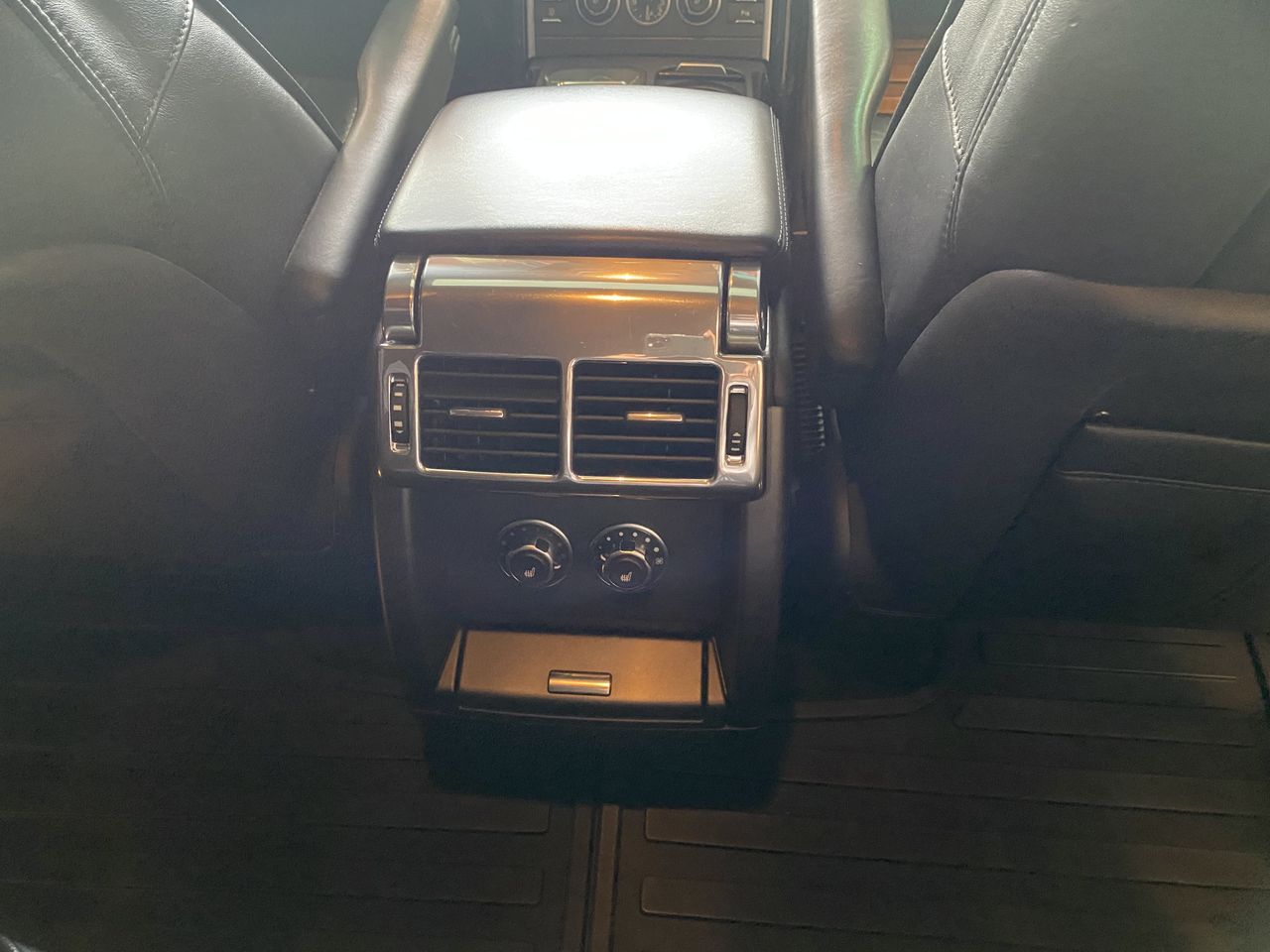 Land-Rover Range Rover 4.4 TDV8 VOGUE Silver Pack 312cv  - Foto 16