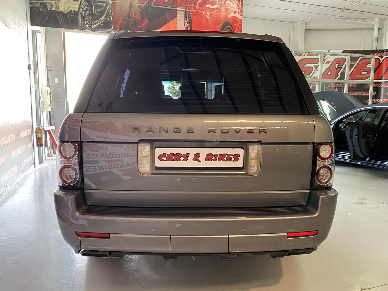 Land-Rover Range Rover 4.4 TDV8 VOGUE Silver Pack 312cv  - Foto 5
