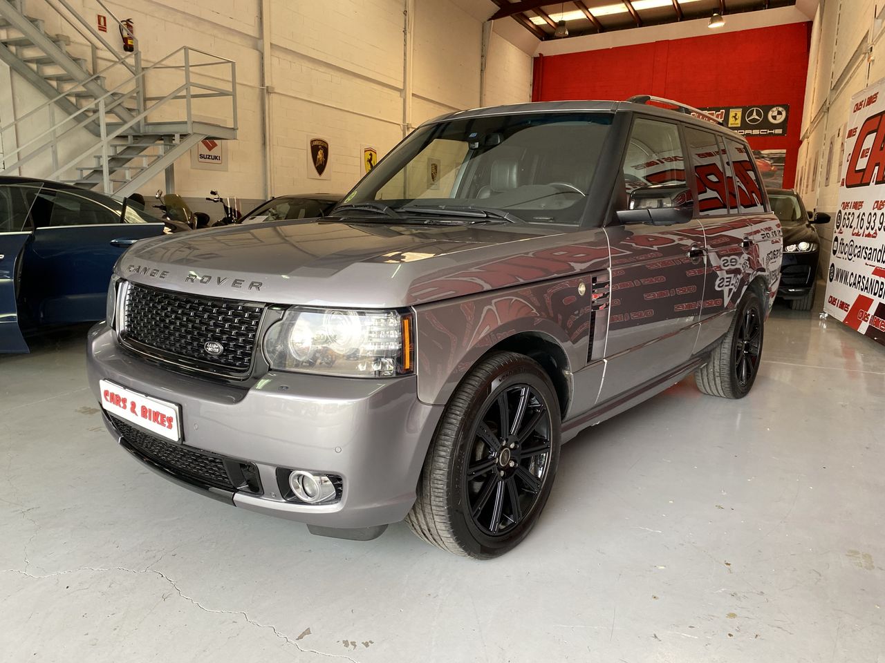 Land-Rover Range Rover 4.4 TDV8 VOGUE Silver Pack 312cv  - Foto 9