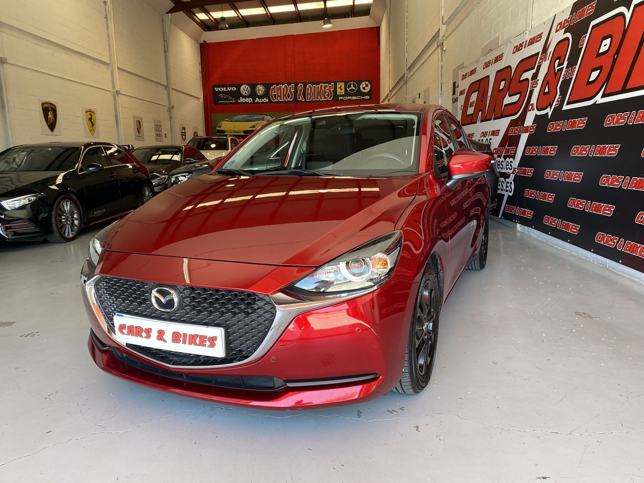 Mazda 2 1.5 GE 66kW 90CV Black Tech Edition AT  - Foto 7