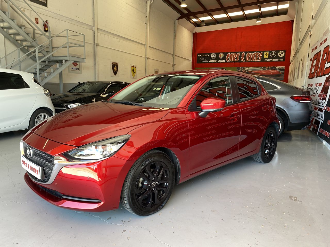 Mazda 2 1.5 GE 66kW 90CV Black Tech Edition AT  - Foto 6