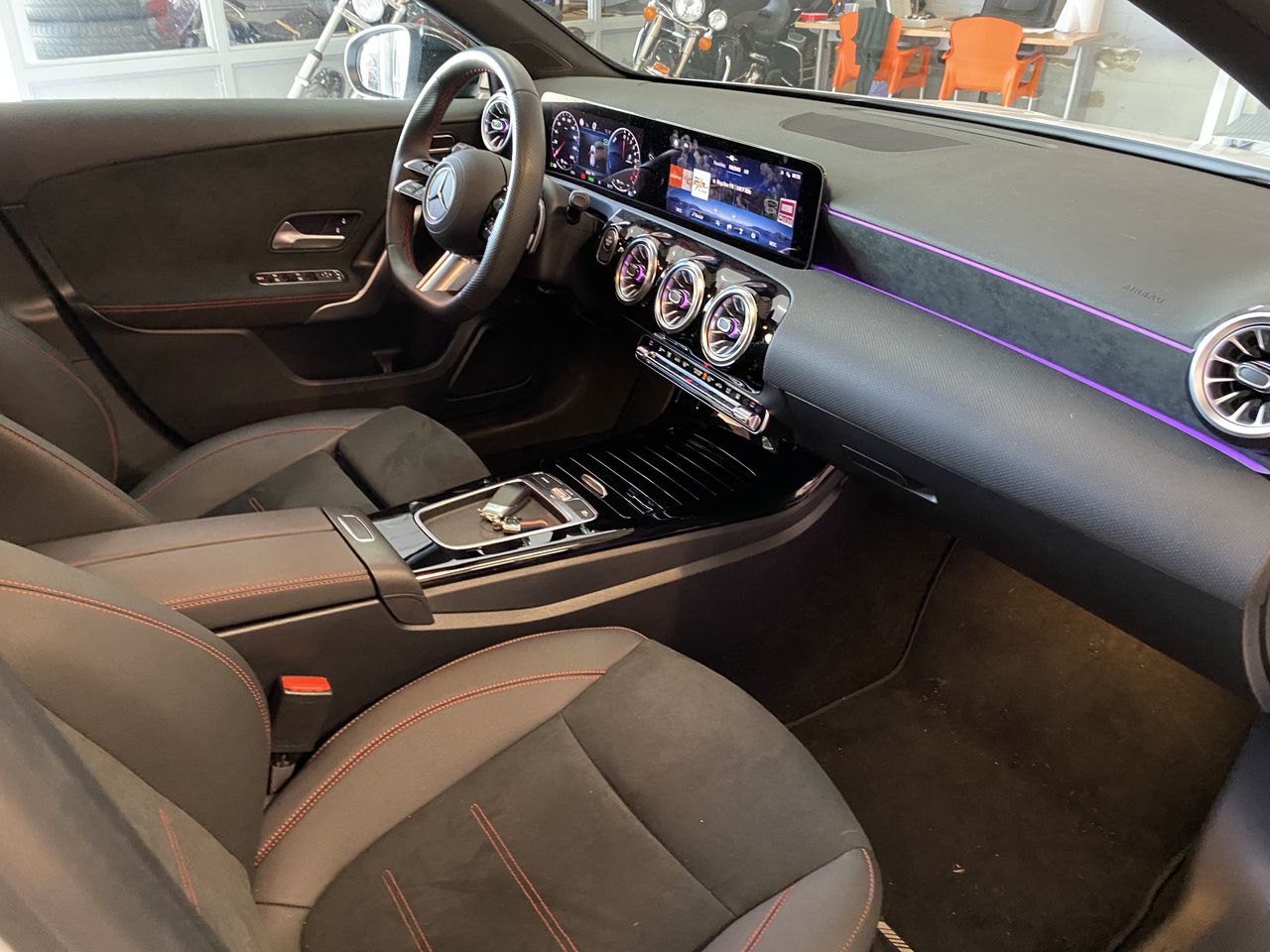 Mercedes Clase A  250 e AMG LINE  - Foto 26