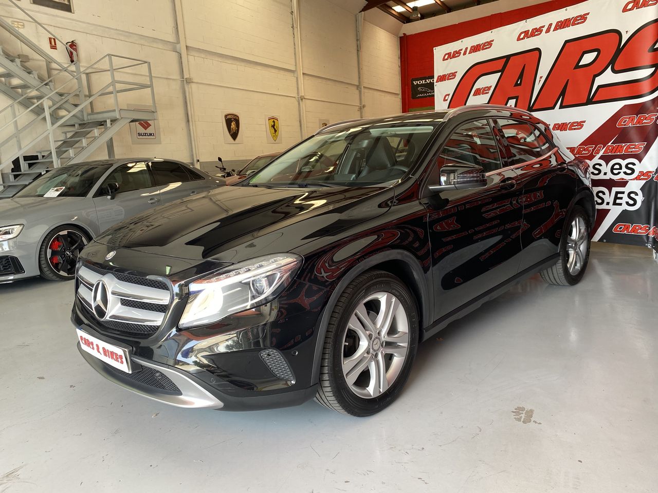Mercedes GLA 200 URBAN  - Foto 10