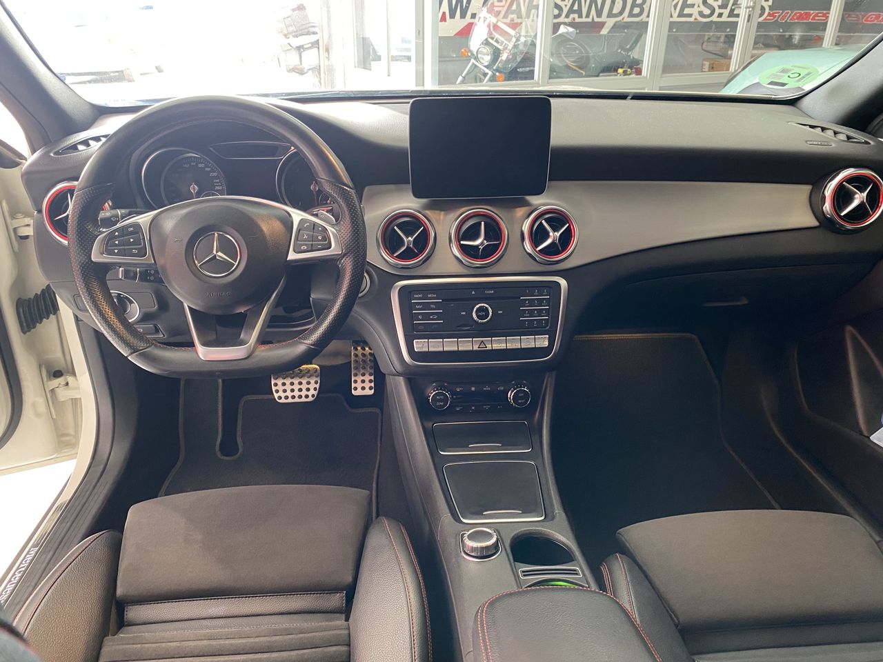 Mercedes GLA 220 CDI 4MATIC  - Foto 18