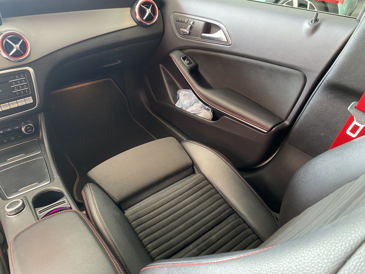 Mercedes GLA 220 CDI 4MATIC  - Foto 22