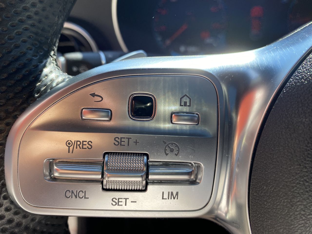 Mercedes GLC 220 d 4MATIC - Foto 24