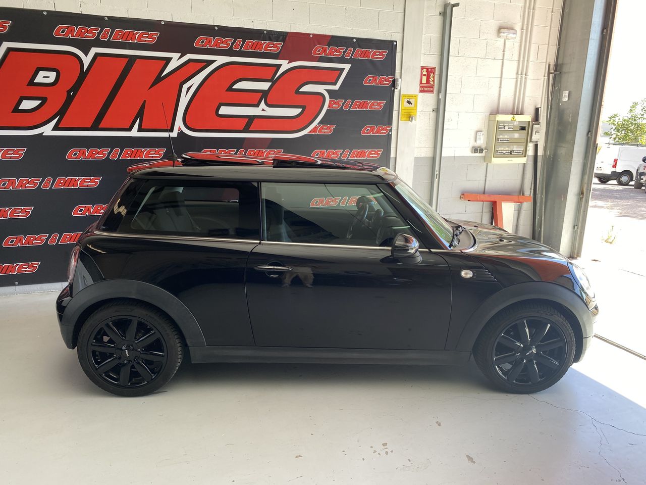 MINI One black line  - Foto 9