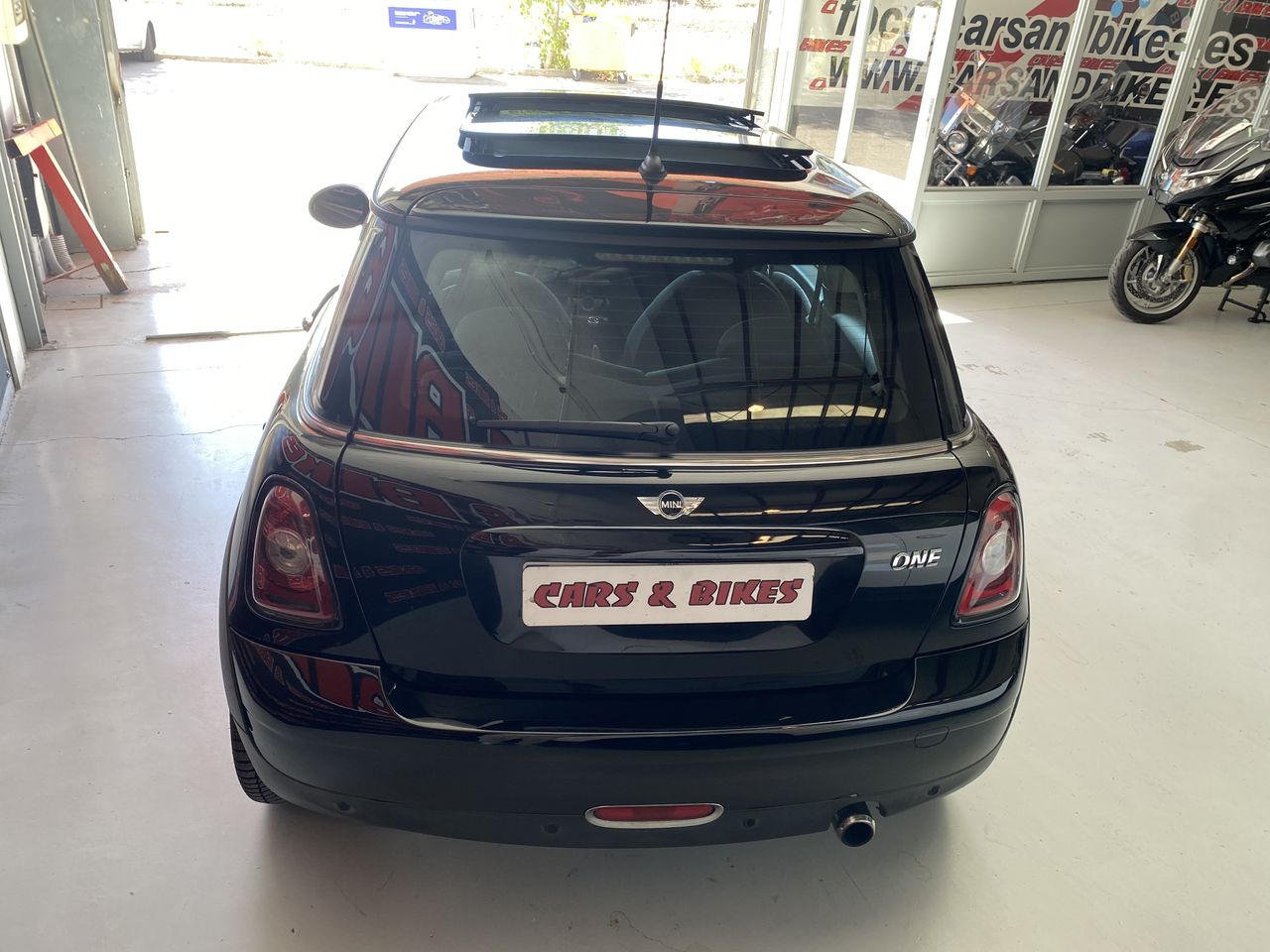 MINI One black line  - Foto 18