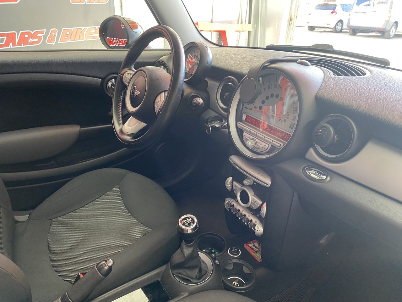 MINI One black line  - Foto 19