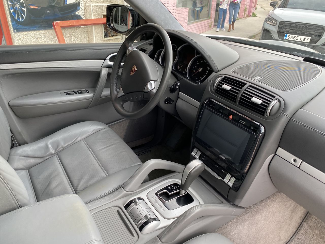 Porsche Cayenne Turbo 500CV - Foto 16