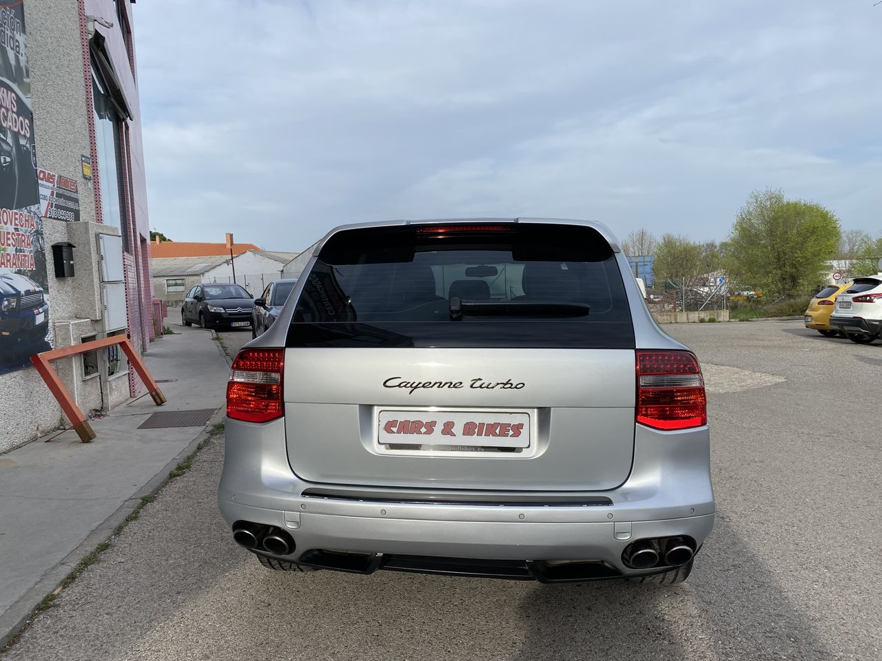 Porsche Cayenne Turbo 500CV - Foto 12