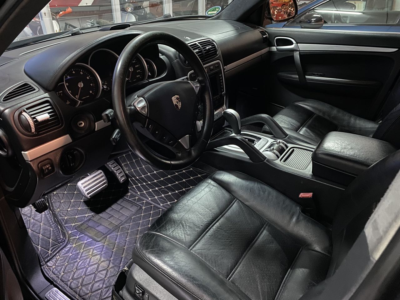 Porsche Cayenne Turbo S 5p.  - Foto 19