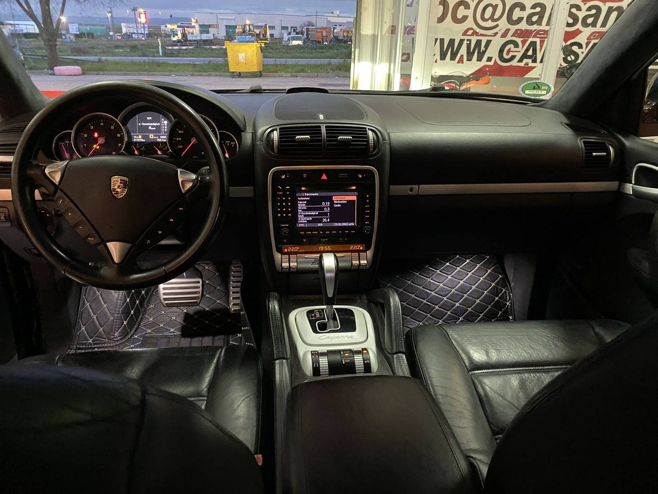 Porsche Cayenne Turbo S 5p.  - Foto 14