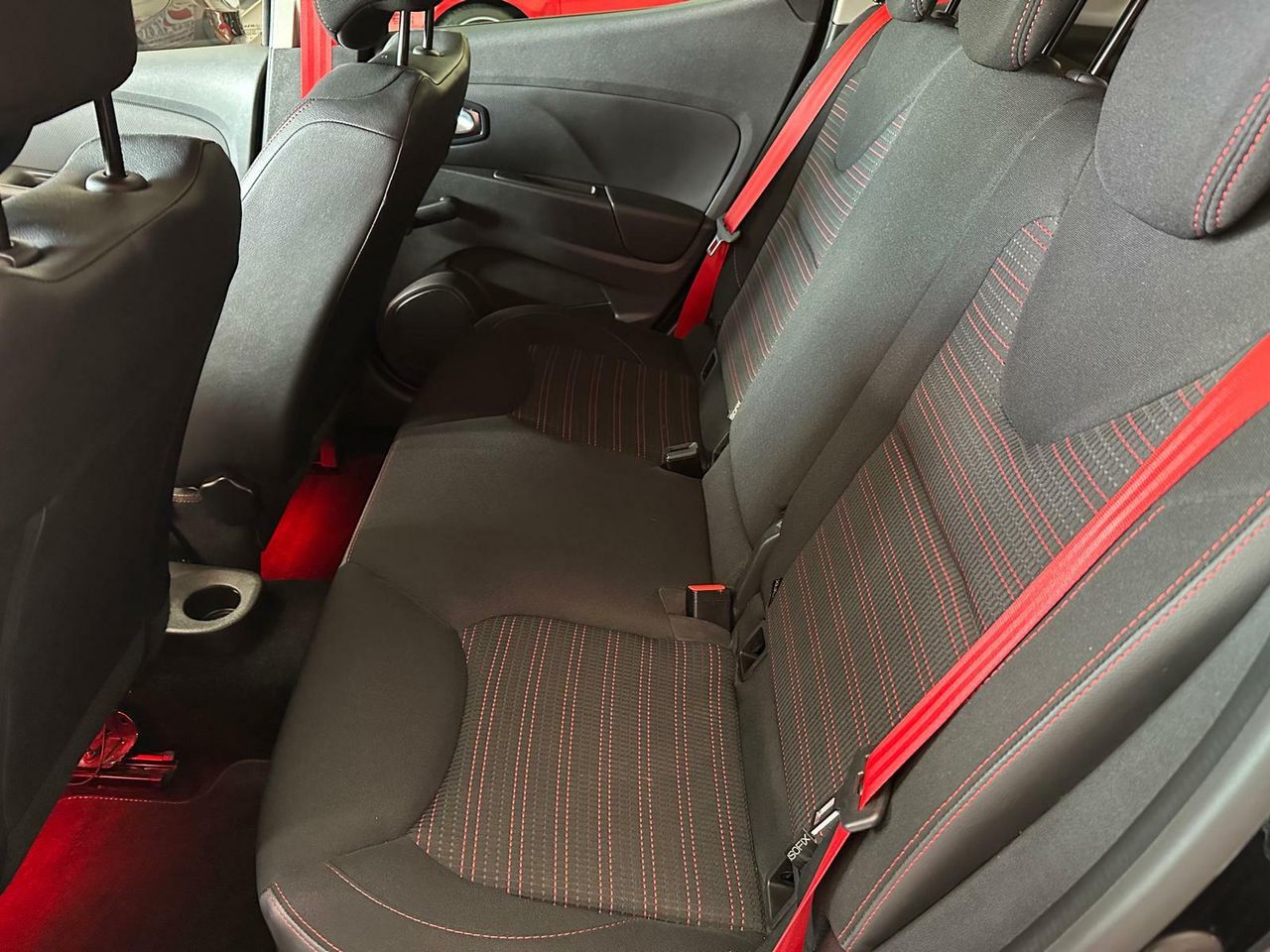 Renault Clio RS Trophy Energy EDC  - Foto 17