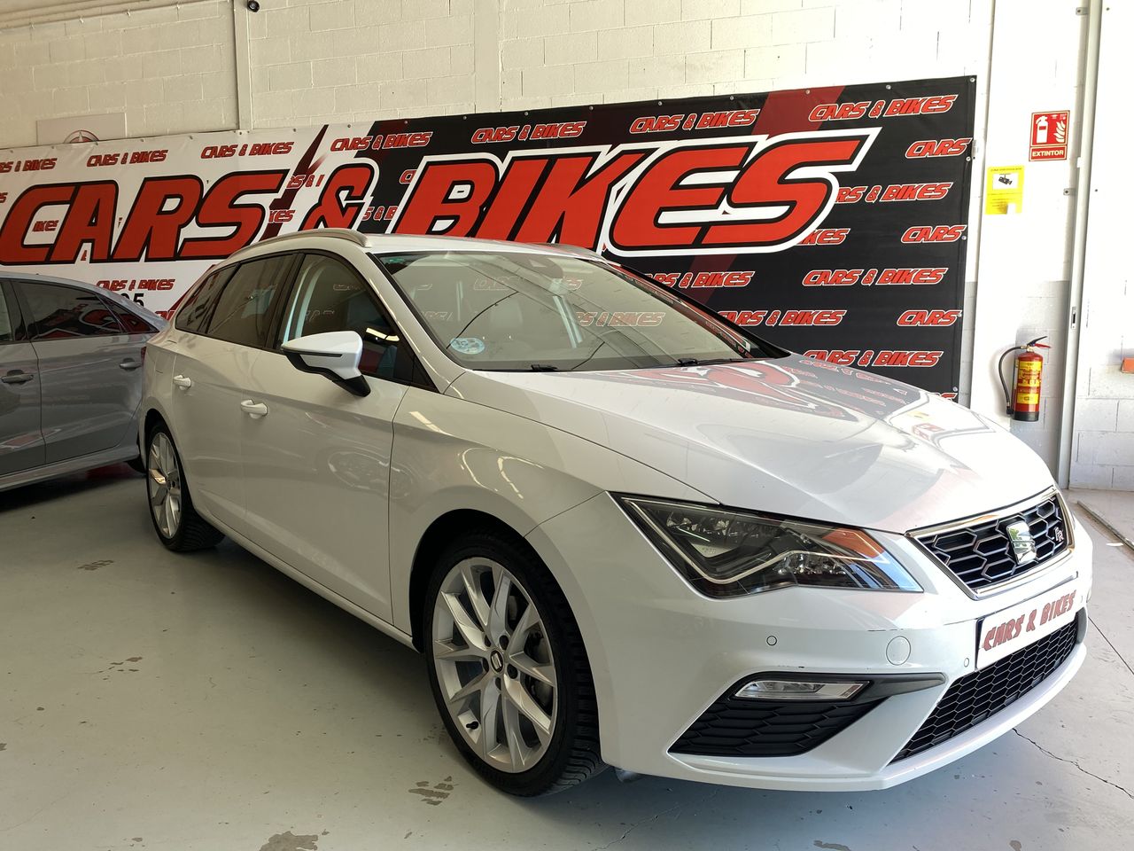 Seat Leon FR ST 150 CV  - Foto 3