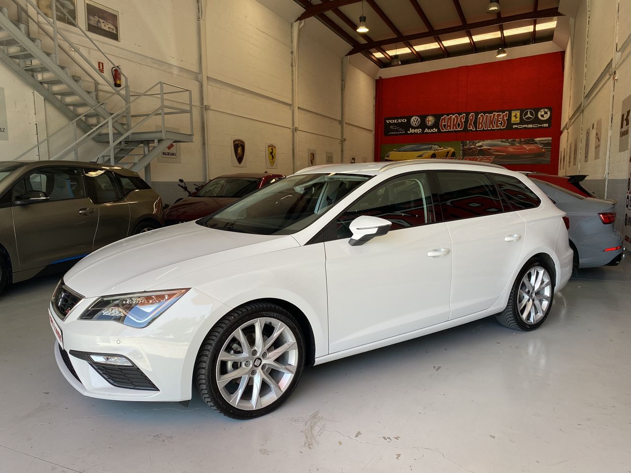 Seat Leon FR ST 150 CV  - Foto 8