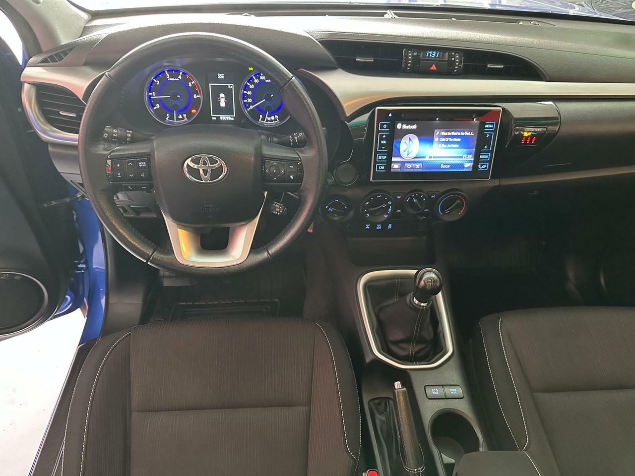 Toyota Hilux 2.4 D4D Cabina Doble VX  - Foto 33