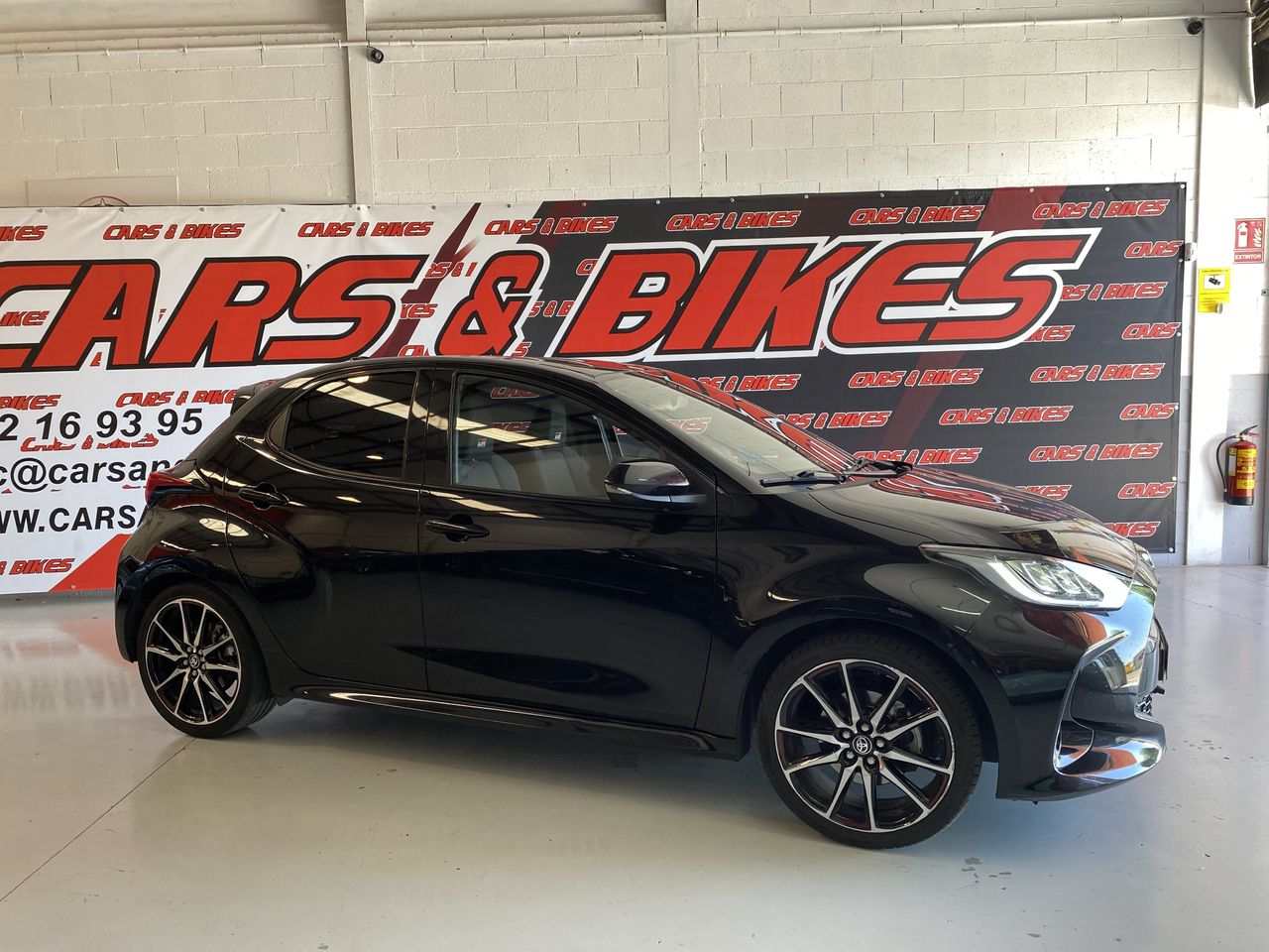 Toyota Yaris 1.5 120H GR Sport  - Foto 3