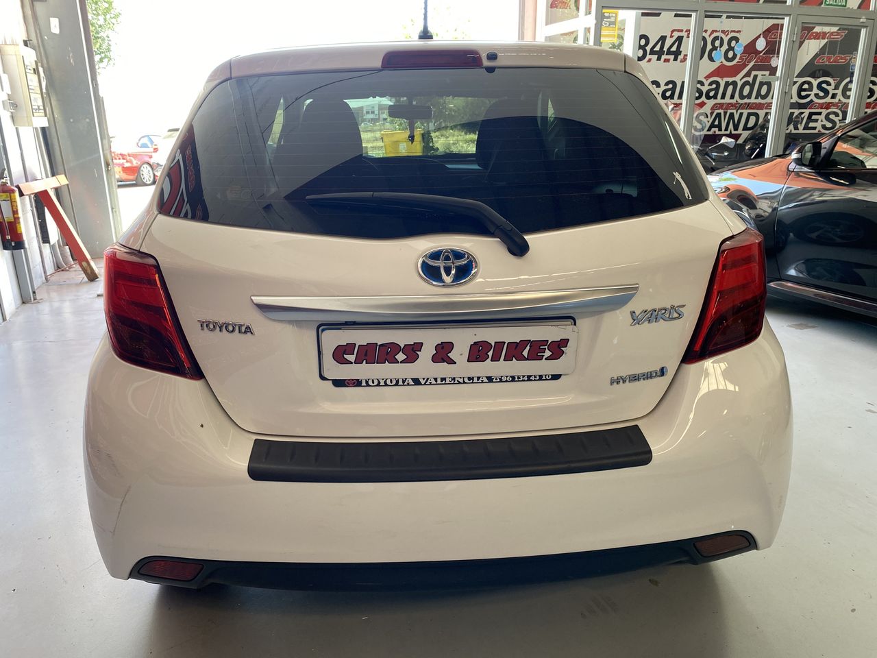 Toyota Yaris Hybrid Active  - Foto 7