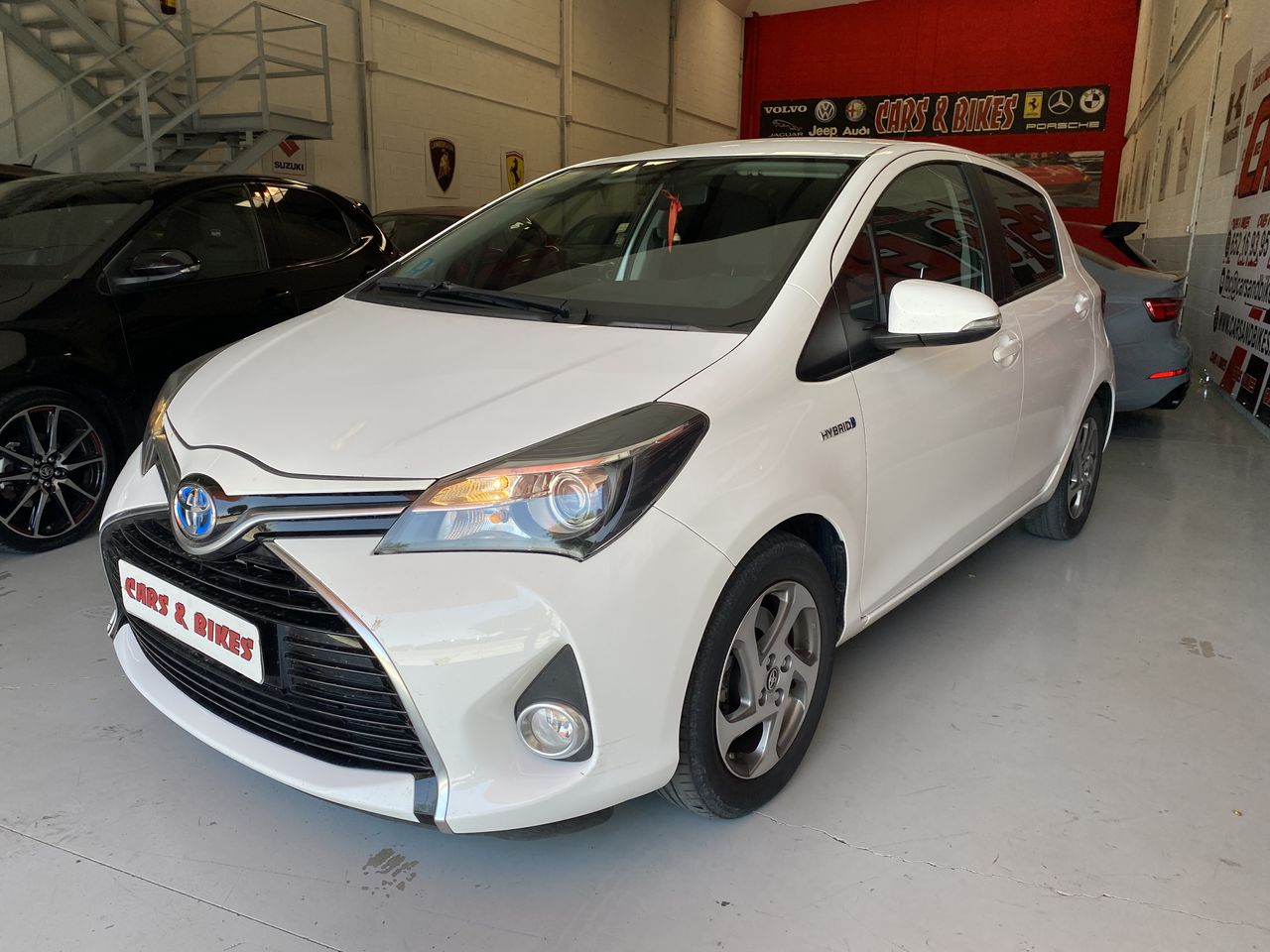 Toyota Yaris Hybrid Active  - Foto 5