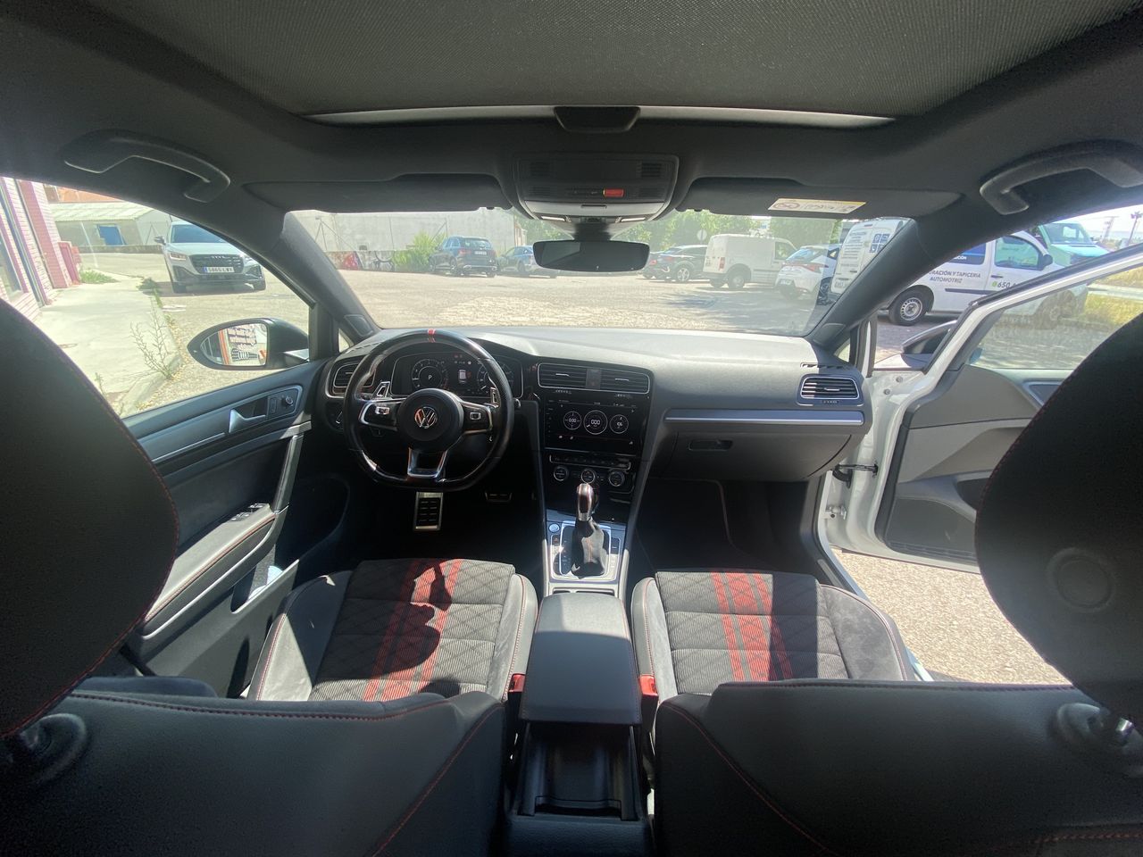 Volkswagen Golf GTI TCR 2.0 TSI 213kW290CV DSG  - Foto 12
