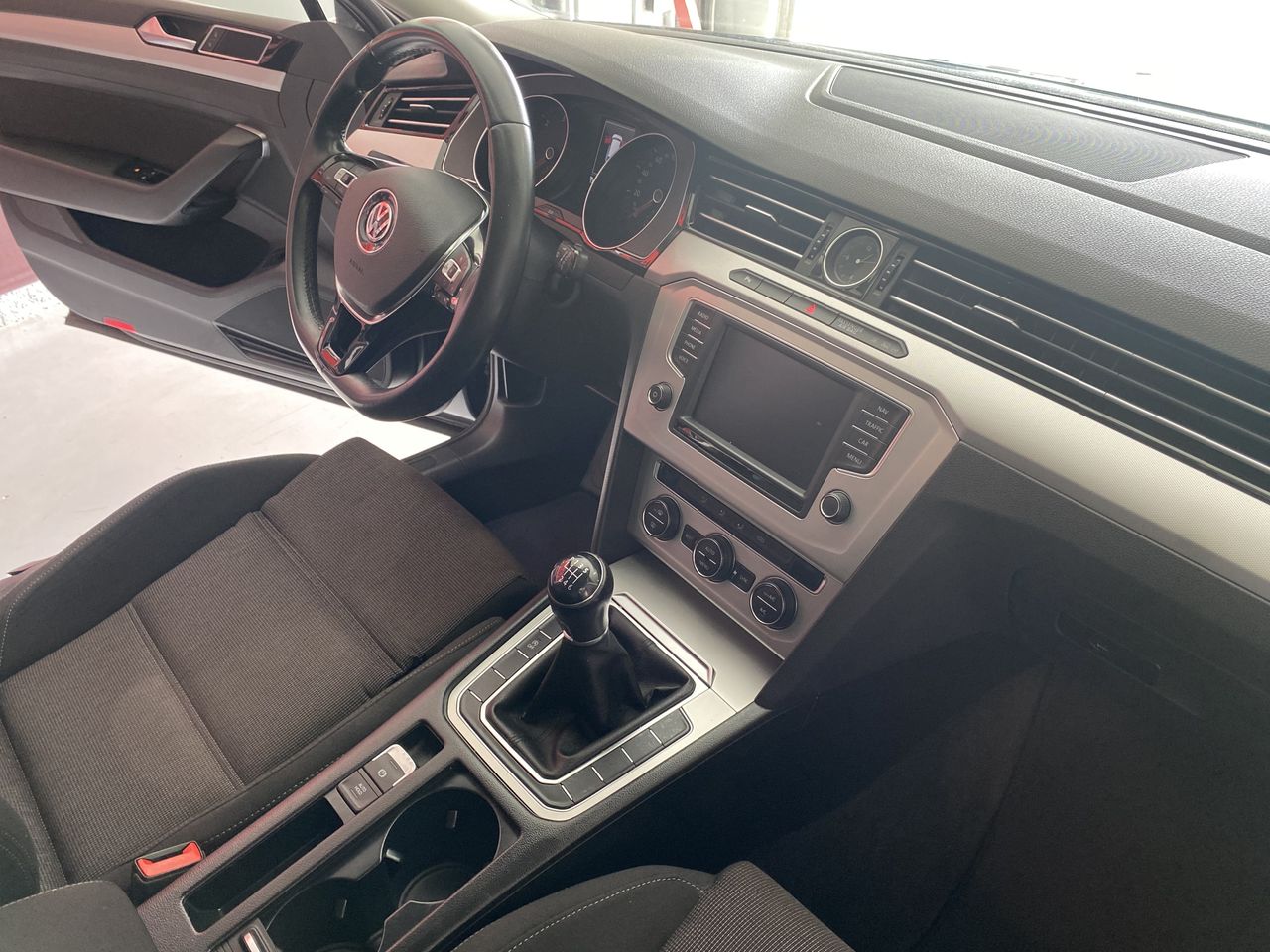 Volkswagen Passat Variant Edition 2.0 TDI 110kW150CV BMT  - Foto 23