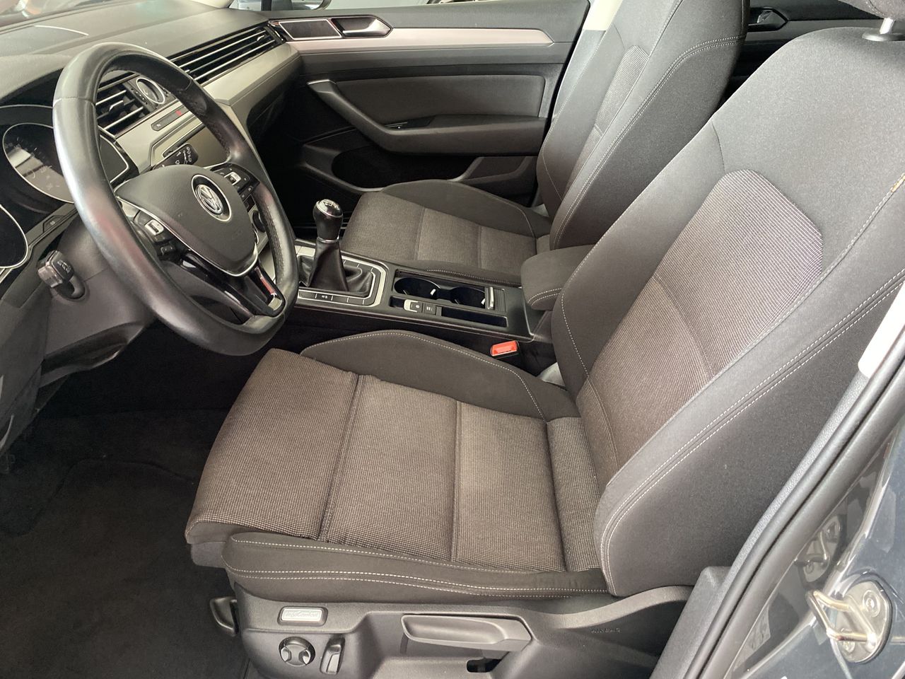 Volkswagen Passat Variant Edition 2.0 TDI 110kW150CV BMT  - Foto 9