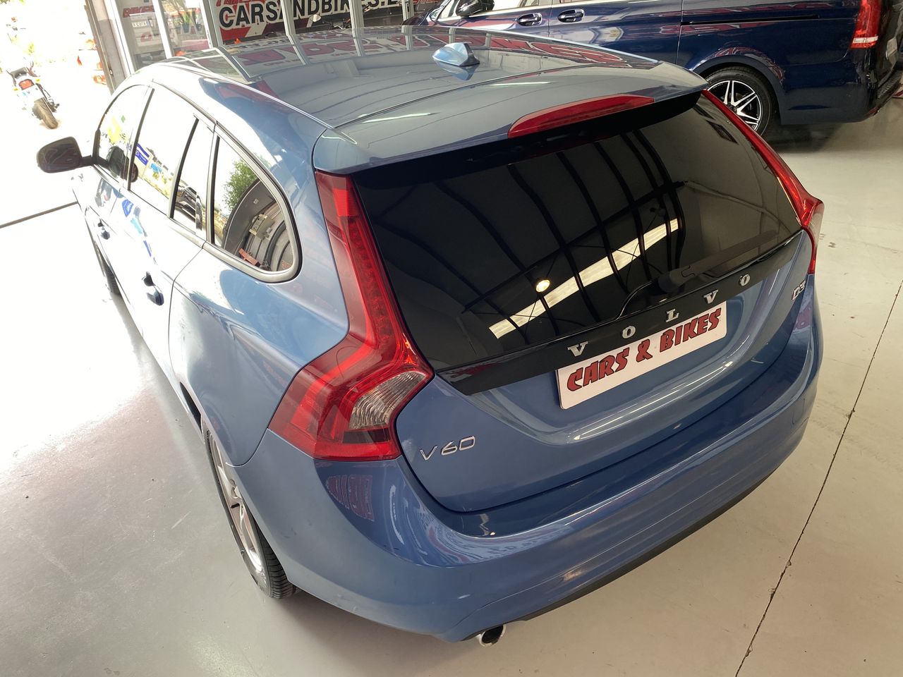 Volvo V60 2.0 D3 Momentum  - Foto 12