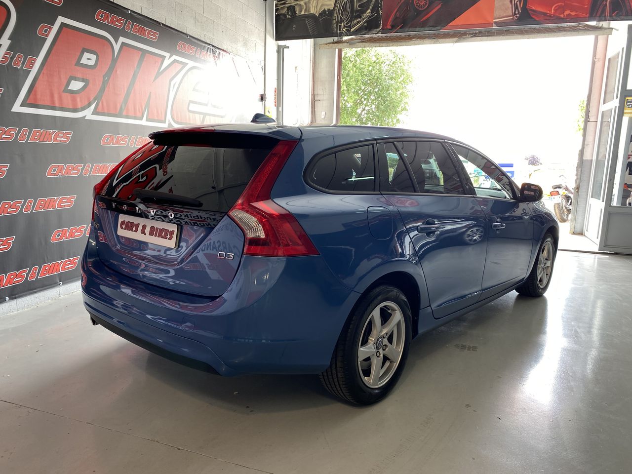 Volvo V60 2.0 D3 Momentum  - Foto 10