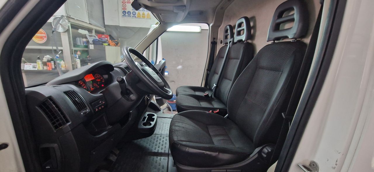 Citroën Jumper FURGON 2.2 HDI 120CV BLUE L2H2 3 PLAZAS-AIRE ACONDICIONADO - Foto 13