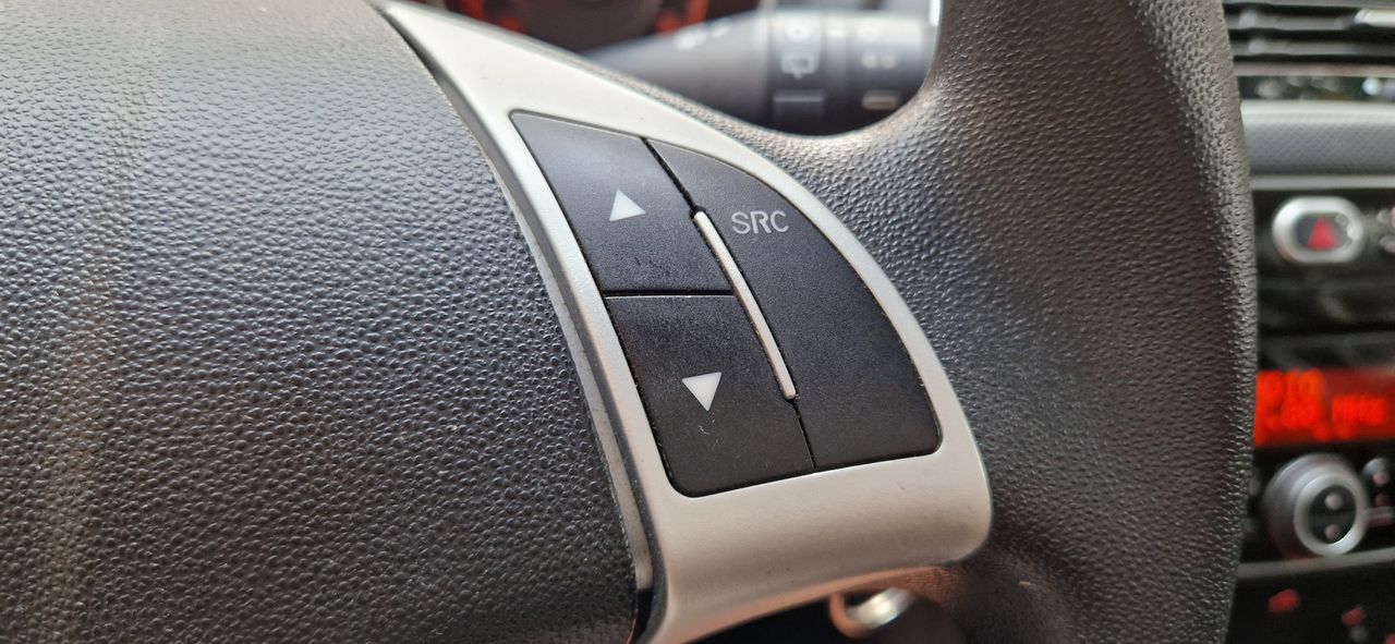Fiat Punto EASY AIRE ACONDICIOANADO-DIRECCIÓN ASISTIDA-BLUETOOTH - Foto 21