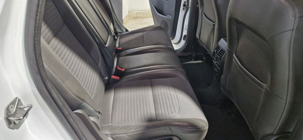 Ford Kuga 2.0 TDCI 150CV 4X4 TITANIUM NAVEGADOR-TRACCION 4X4 - Foto 20