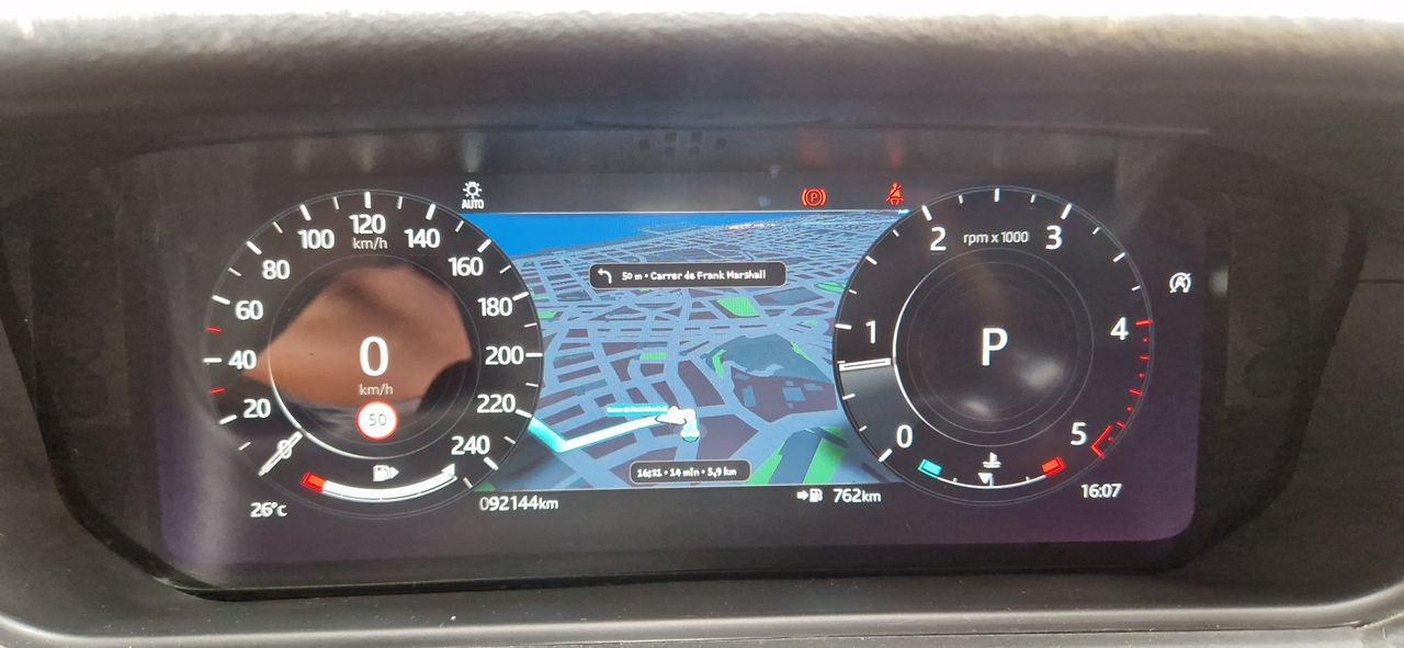 Land-Rover Range Rover Velar 2.0D I4 RDynamic SE 4WD Auto TECHO PANORAMICO CORRDERO-APPLE CARPLAY-CAMARA 360 - Foto 36