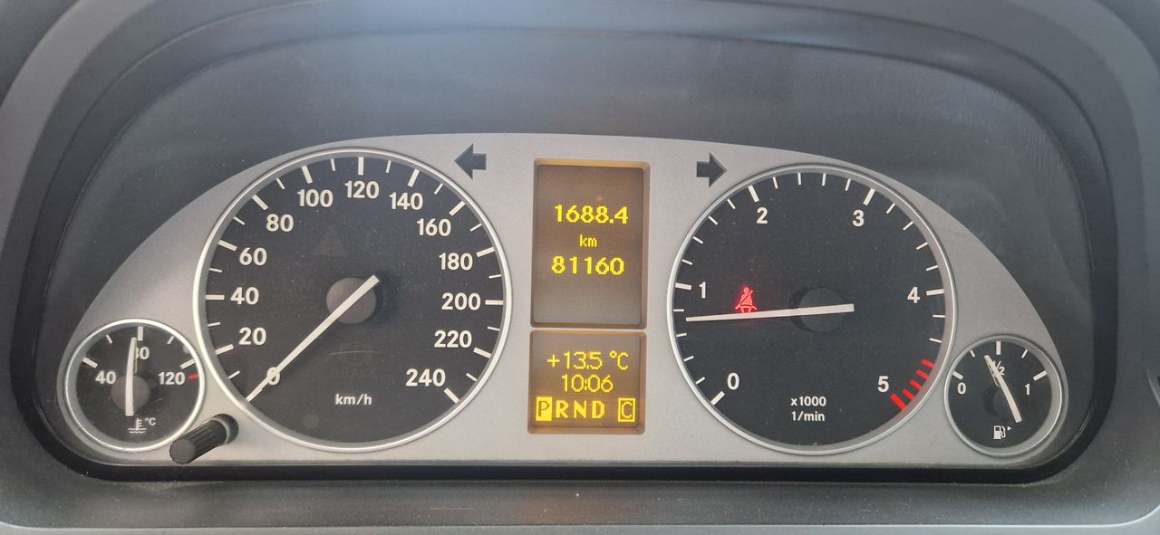 Mercedes Clase B 180 CDI SPORT EDITION AUTOMATICO SIMIL CUERO / TELA  BLUETOOTH - Foto 14