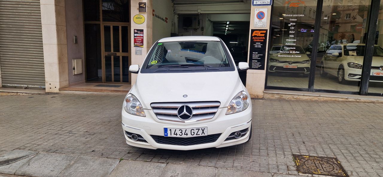 Mercedes Clase B 180 CDI SPORT EDITION AUTOMATICO SIMIL CUERO / TELA  BLUETOOTH - Foto 5