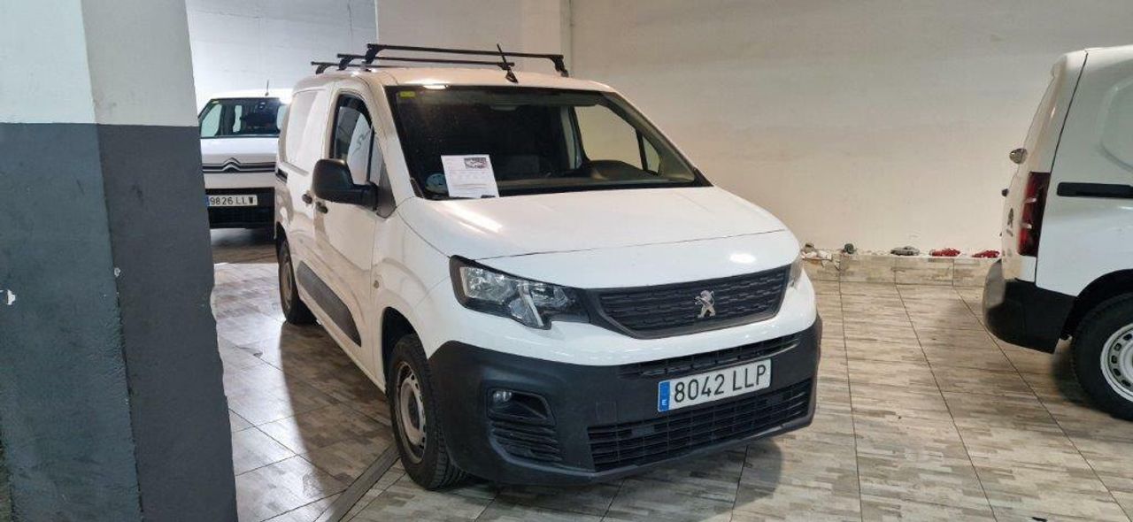 Peugeot Partner 1.5 HDI 102CV FURGON AIRE-CONTROL DE VELOCIDAD-LUNES AUTOMATICAS - Foto 5