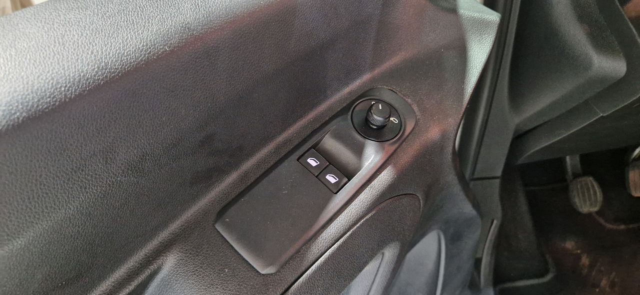 Peugeot Rifter 1.5 HDI 100CV STANDART ACTIVE PACK APPLE CARPLAY-BLUETOOTH - Foto 11