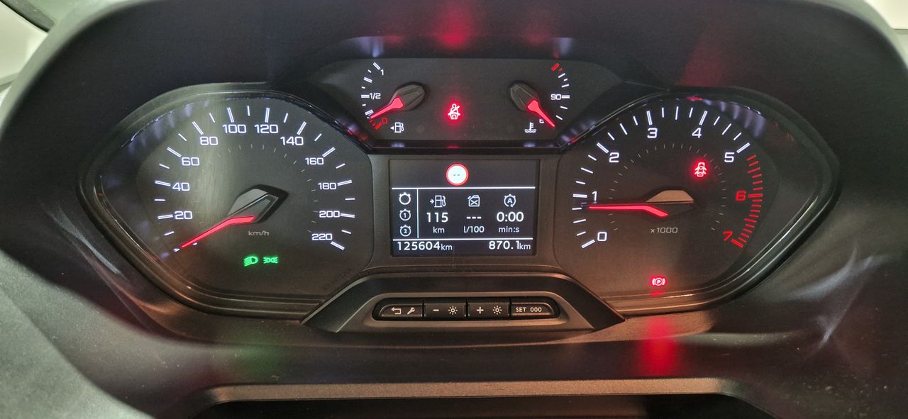 Peugeot Rifter 1.5 HDI 100CV STANDART ACTIVE PACK APPLE CARPLAY-BLUETOOTH - Foto 24