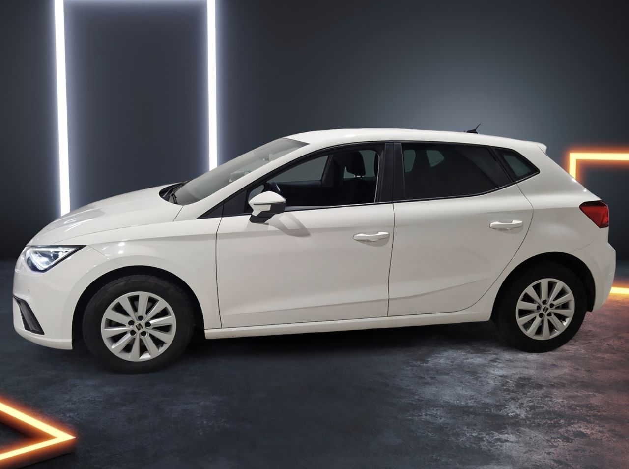 Seat Ibiza 1.0 TSI 110CV STYLE PLUS APPLE CARPLAY-BLUETOOTH-CAMARA T - Foto 3