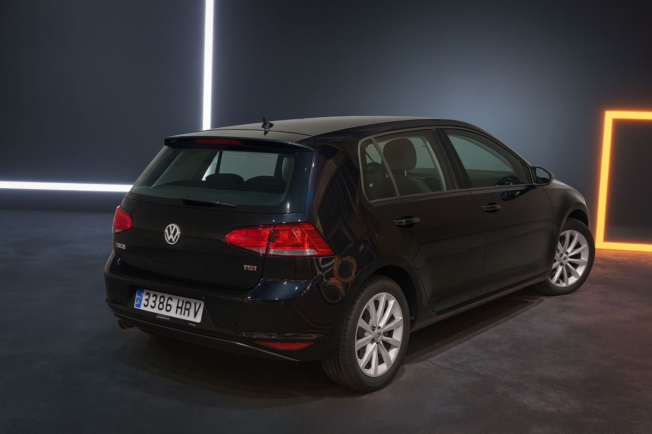 Volkswagen Golf Sport 1.4 TSI 140cv ACT Tech BMT DSG FAROS XENON-SENSORES DEL Y TRASEROS - Foto 5