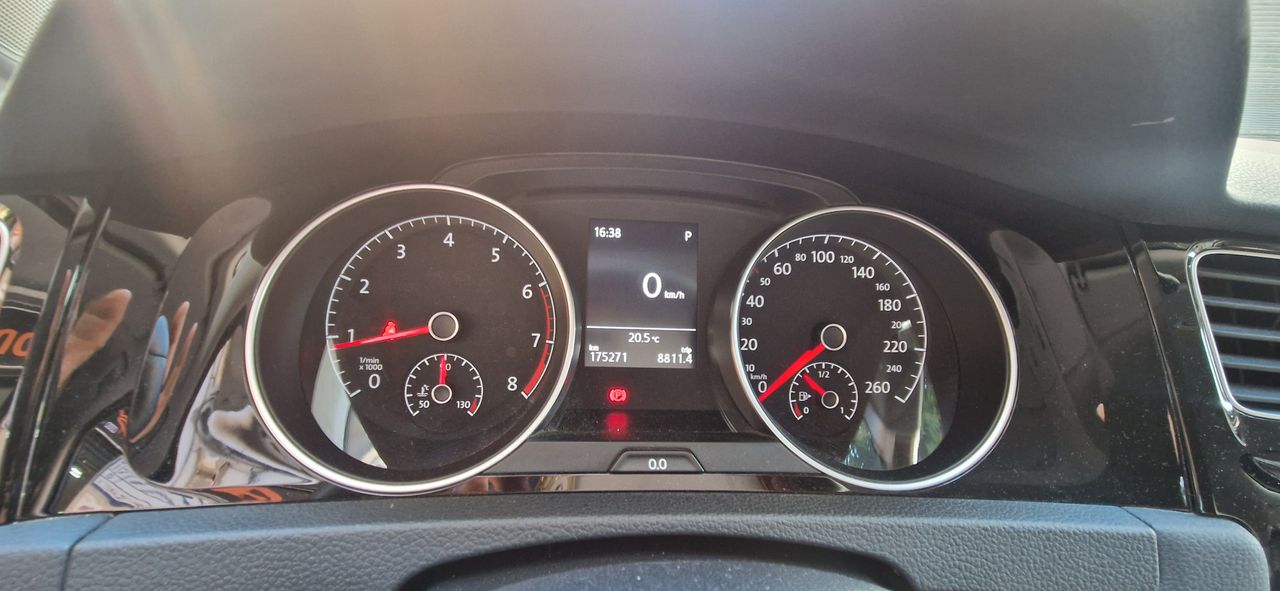 Volkswagen Golf Sport 1.4 TSI 140cv ACT Tech BMT DSG FAROS XENON-SENSORES DEL Y TRASEROS - Foto 20