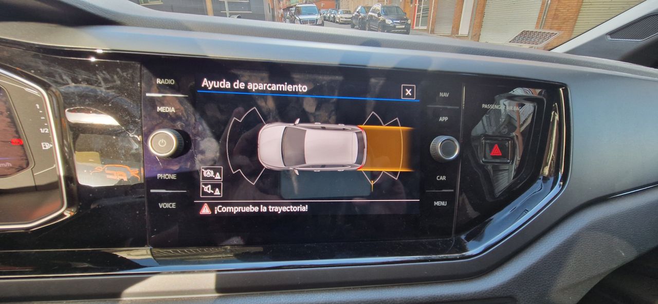 Volkswagen Polo 1.0 TSI R-LINE APPLE CARPLAY ANDROID AUTO-FAROS LED - Foto 29