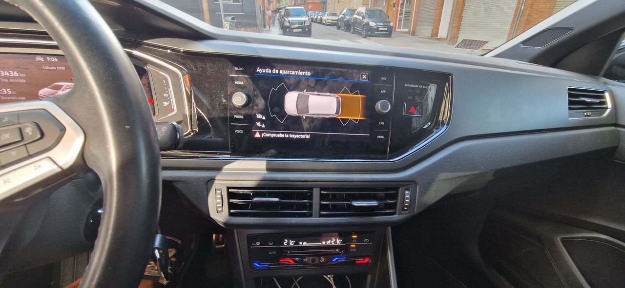 Volkswagen Polo 1.0 TSI R-LINE APPLE CARPLAY ANDROID AUTO-FAROS LED - Foto 30
