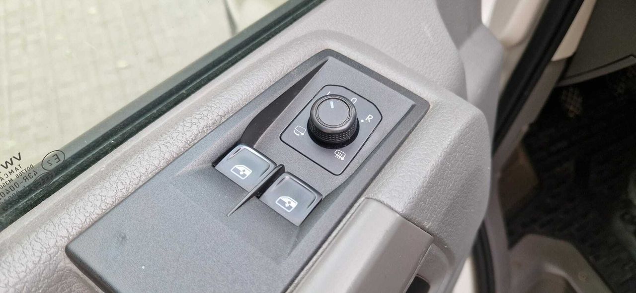 Volkswagen Crafter  30 Furgon BM TN L3H2  2.0TDI 140CV  APPLE CARPLAY ANDROID AUTO   3 PLazas - Foto 13