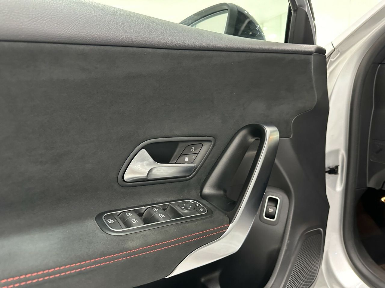 Mercedes Clase A 200 d Sedan - Foto 3