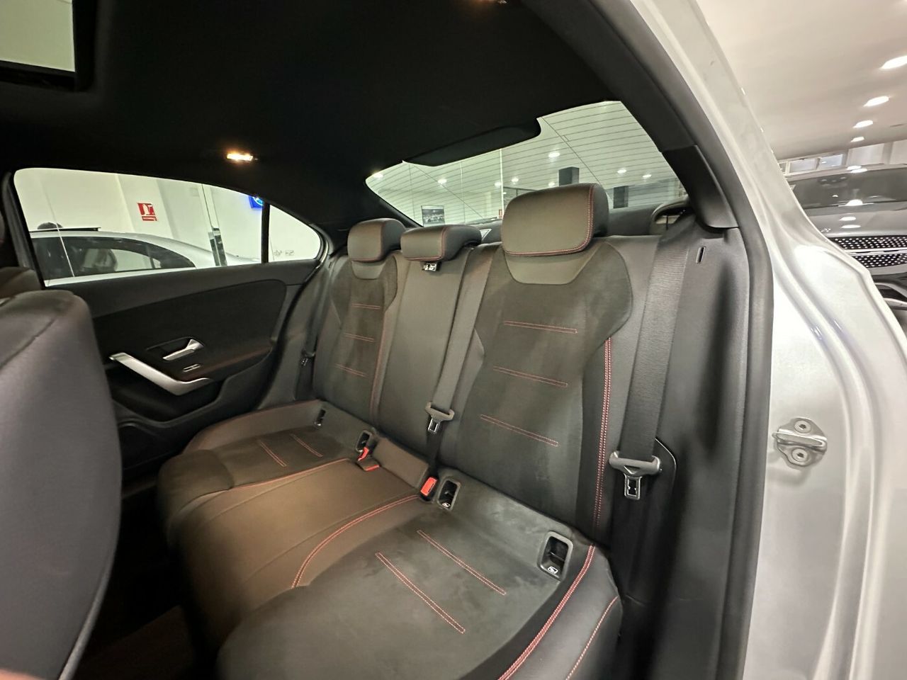 Mercedes Clase A 200 d Sedan - Foto 18