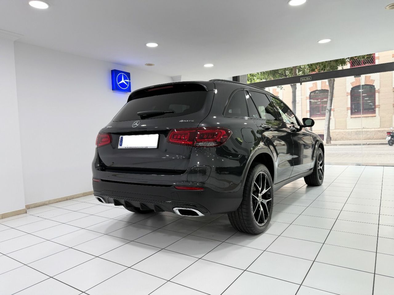 Mercedes GLC 300 e 4MATIC  - Foto 30