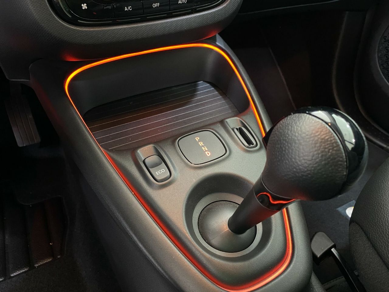 Smart Fortwo EQ  - Foto 12