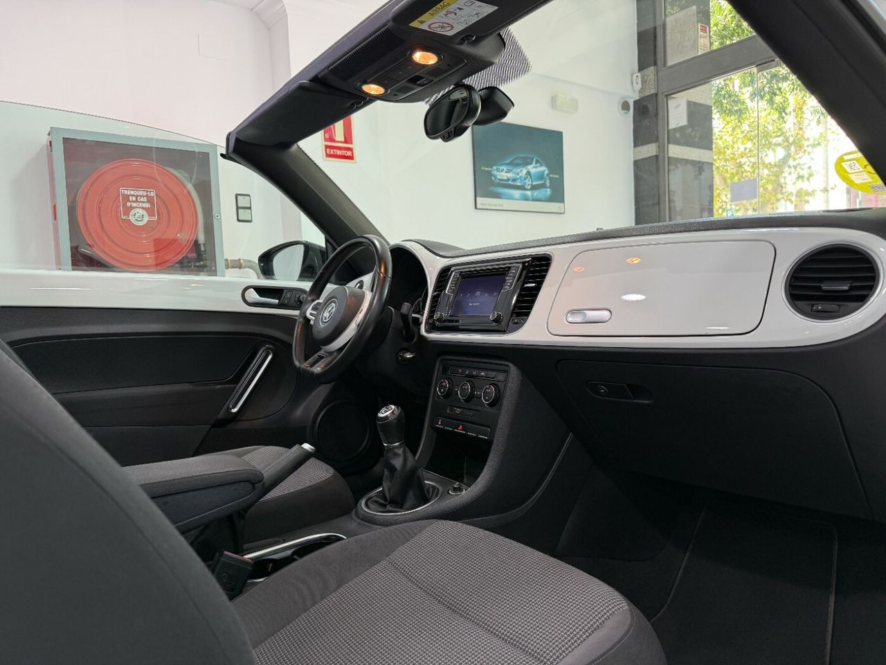 Volkswagen Beetle 2.0 TDI   - Foto 10
