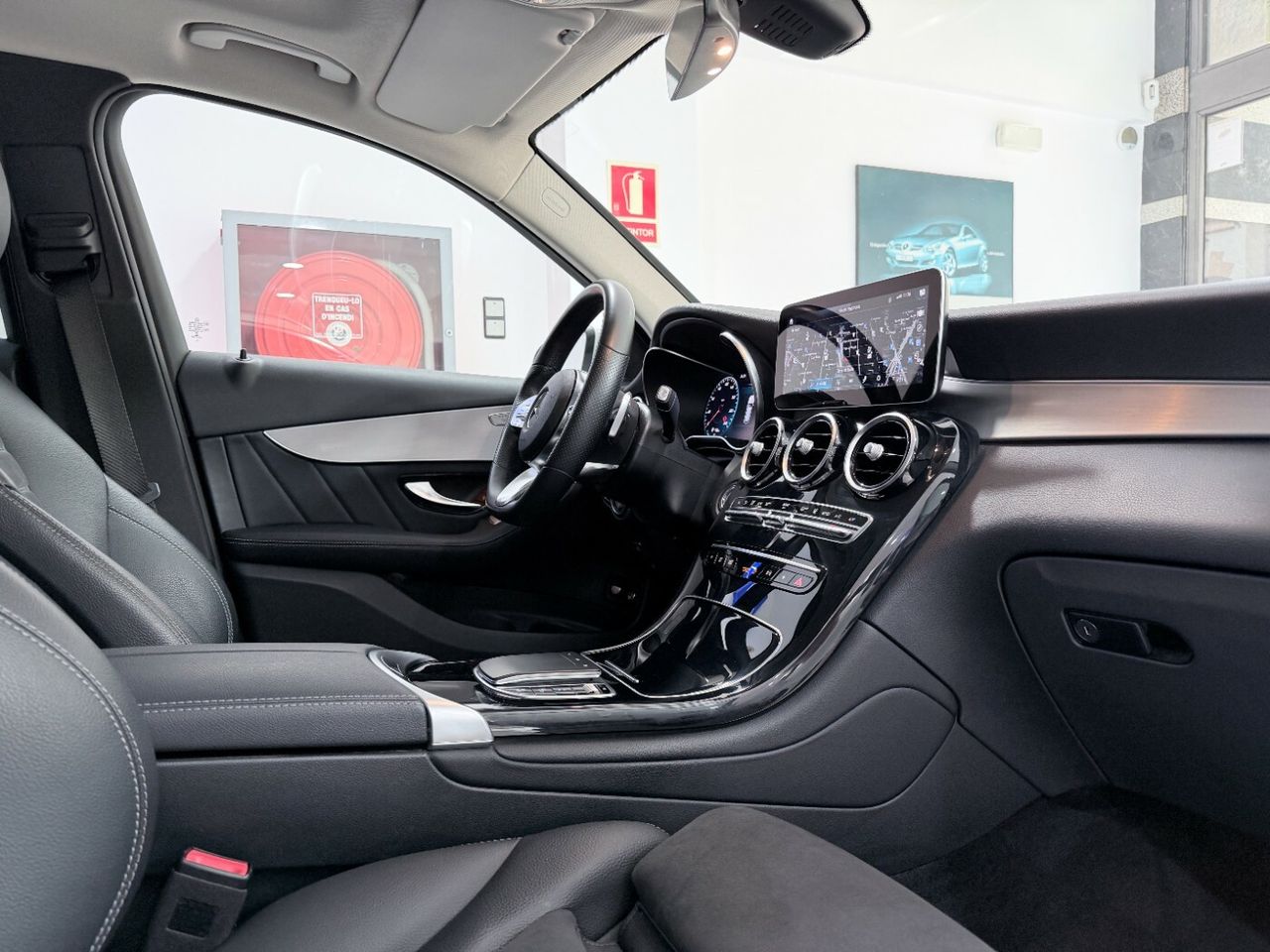 Mercedes GLC 300 e 4MATIC  - Foto 16